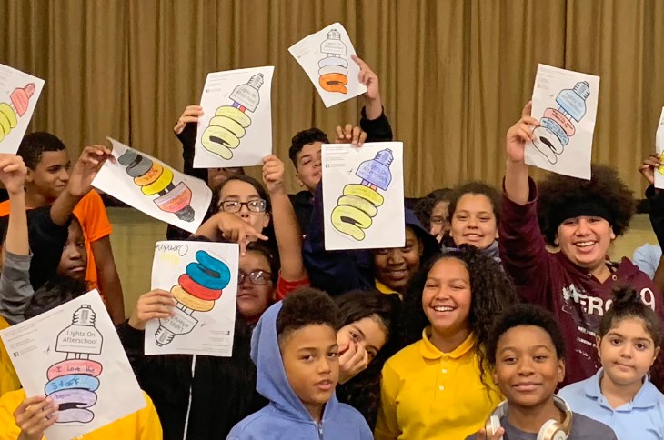 MS582 Lights On AS 2018 001