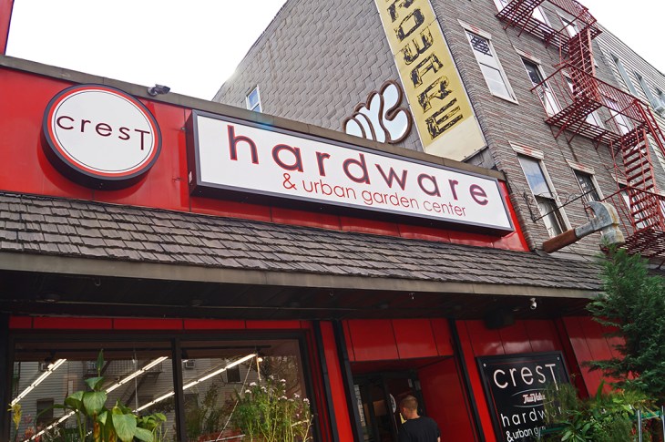 crest hw ext 001_web